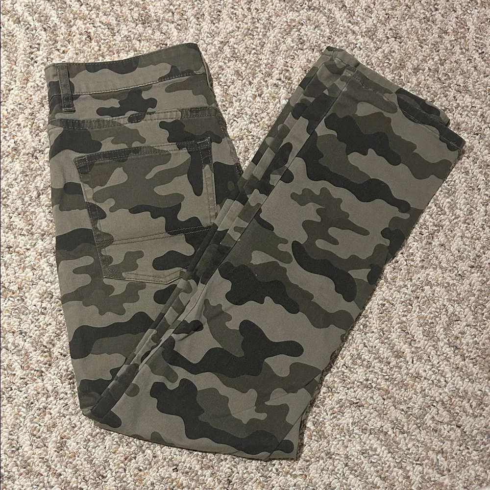 Buzz Cuts Camouflage Pants Sz 16